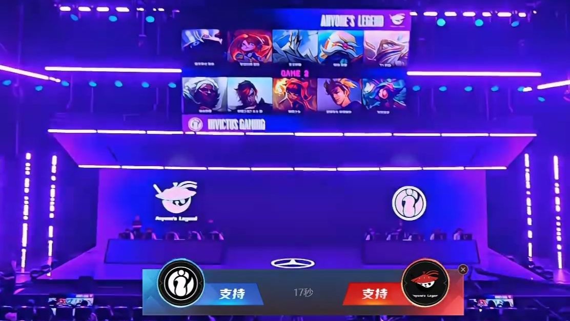 爱游戏全站JackeyLove在雄鹿比赛中问鼎冠军，惊险取胜引发热议！(jackeylove为什么叫阿水)